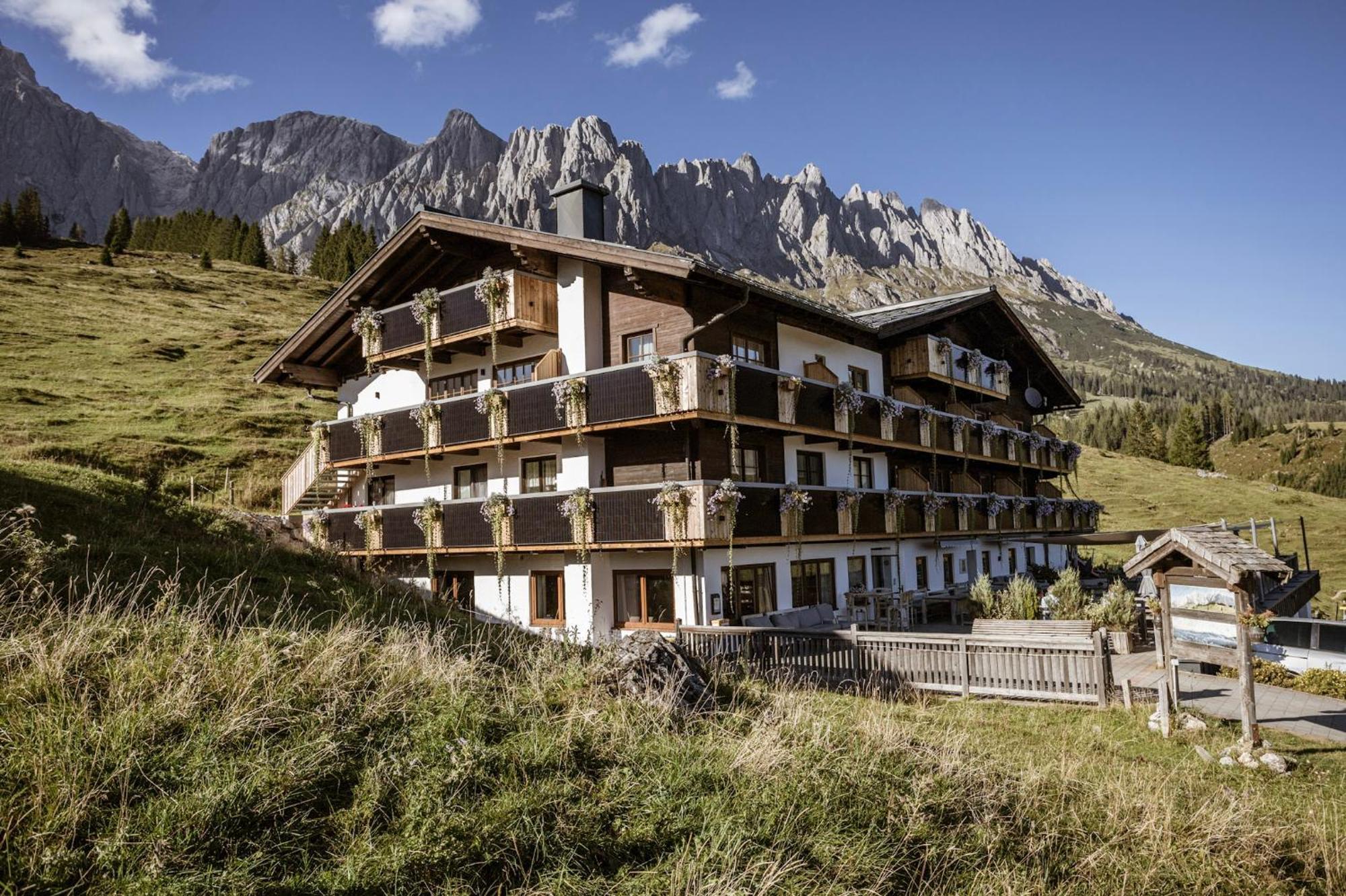 Alpengasthof-Hotel Kopphuette Muhlbach Am Hochkonig Exterior photo